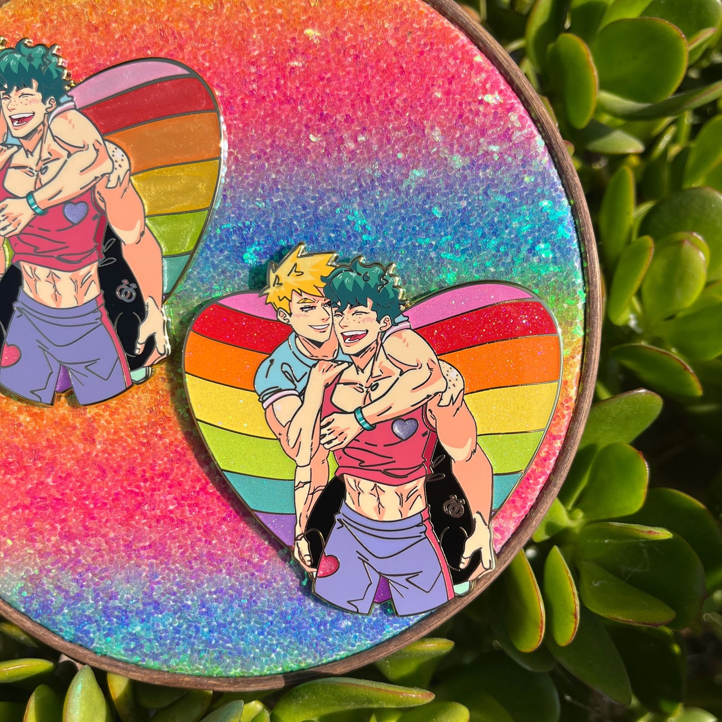 PRIDE HEART PIN